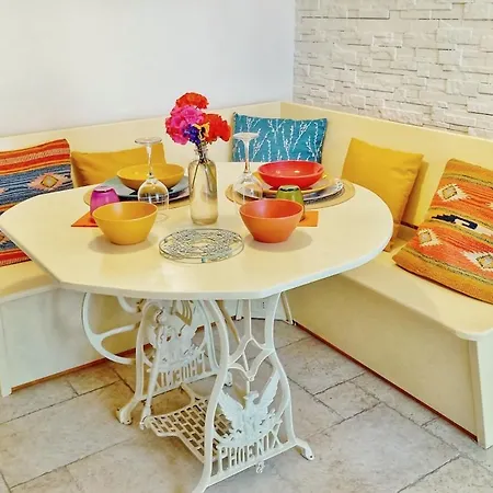 Microcasa Antica Jos * Мартина-Франка